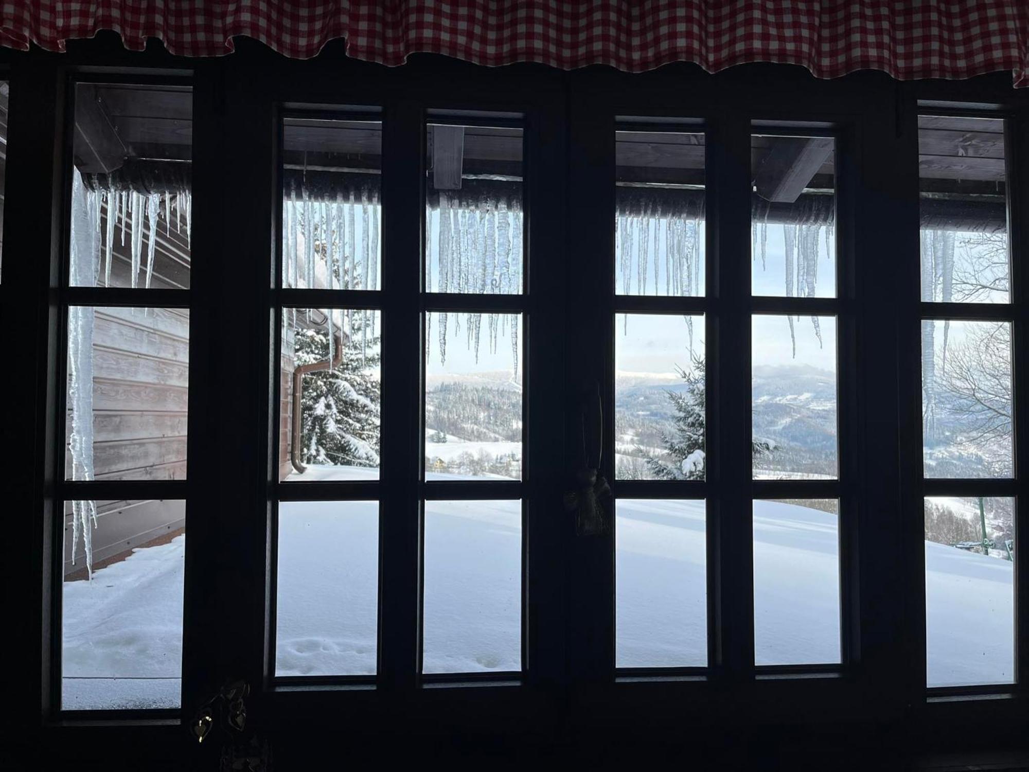 Penzion Harry Na Sjezdovce Krkonose Vysoké nad Jizerou Esterno foto