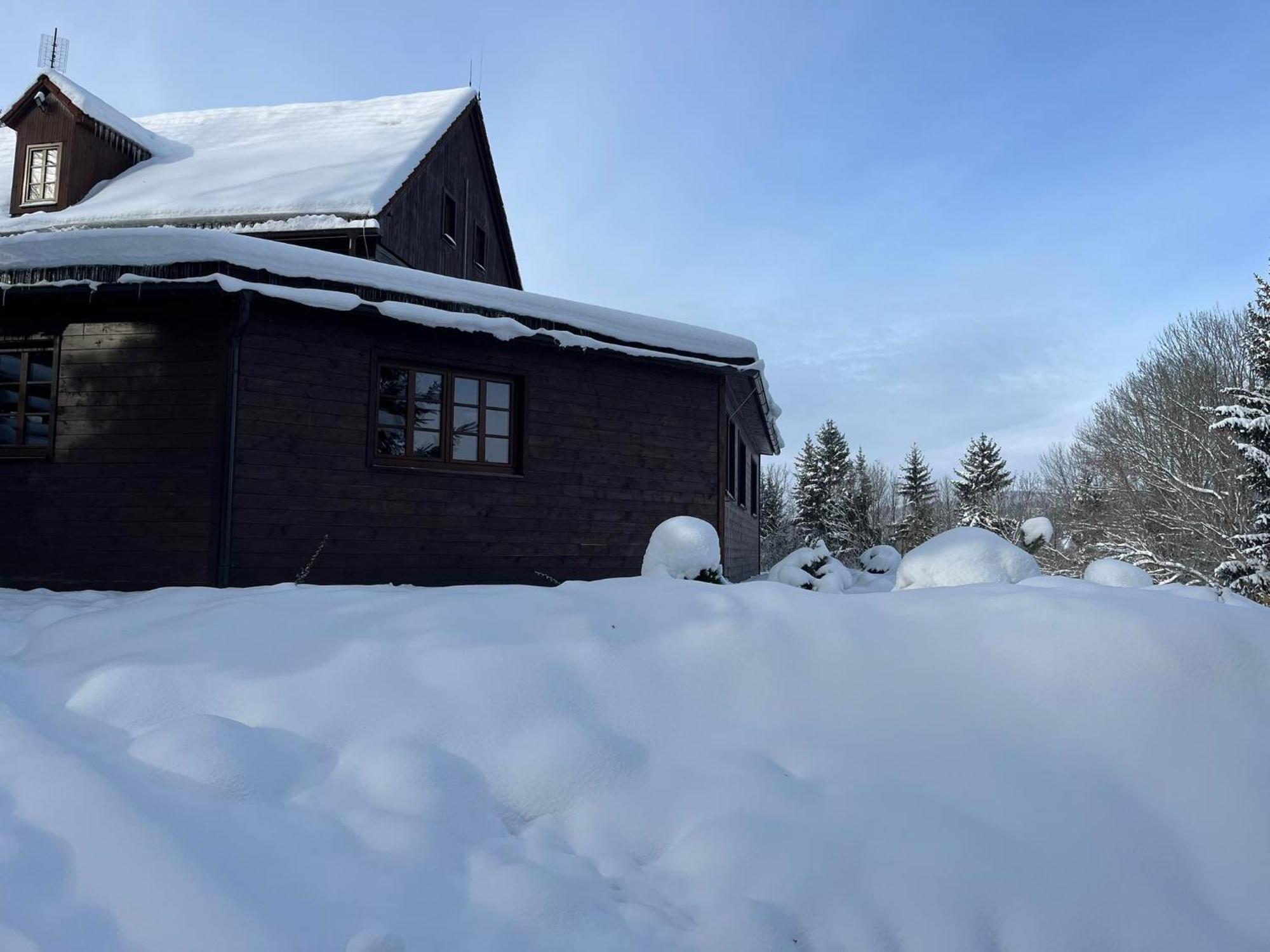 Penzion Harry Na Sjezdovce Krkonose Vysoké nad Jizerou Esterno foto